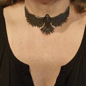 CURSE OF CORONIS RAVEN WINGS LARGE PENDANT NECKLACE CHOKER & RAVEN EARRINGS